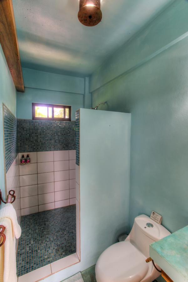 Sueno Grande B&B Puerto Viejo de Talamanca Bagian luar foto