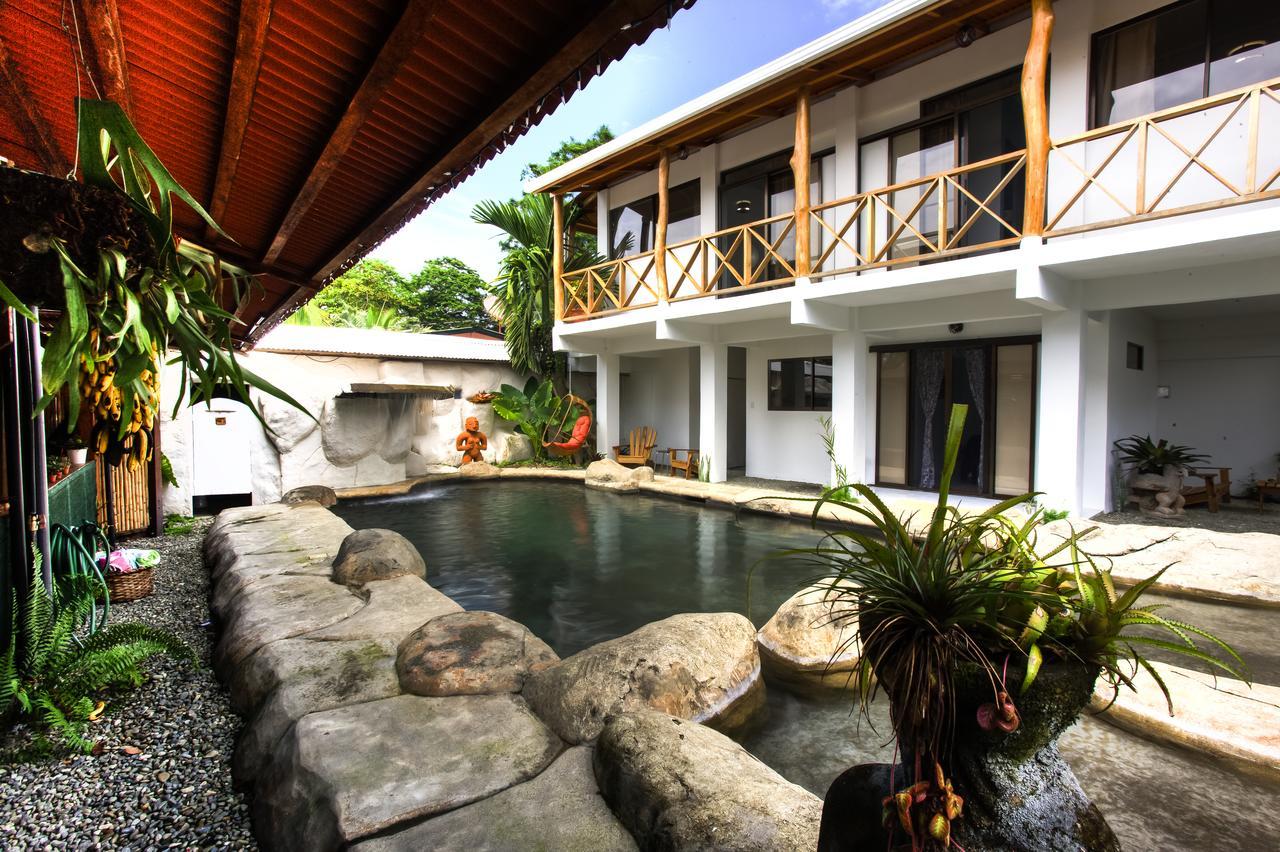 Sueno Grande B&B Puerto Viejo de Talamanca Bagian luar foto