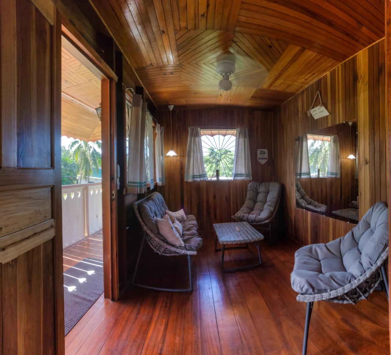 Sueno Grande B&B Puerto Viejo de Talamanca Bagian luar foto