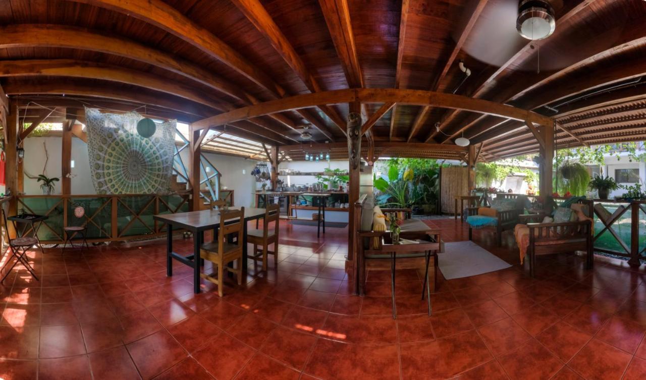 Sueno Grande B&B Puerto Viejo de Talamanca Bagian luar foto